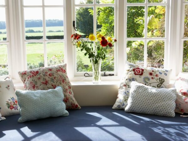 Ways In Which The Seat Cushion Covers Rev Up The Look Of Your Home